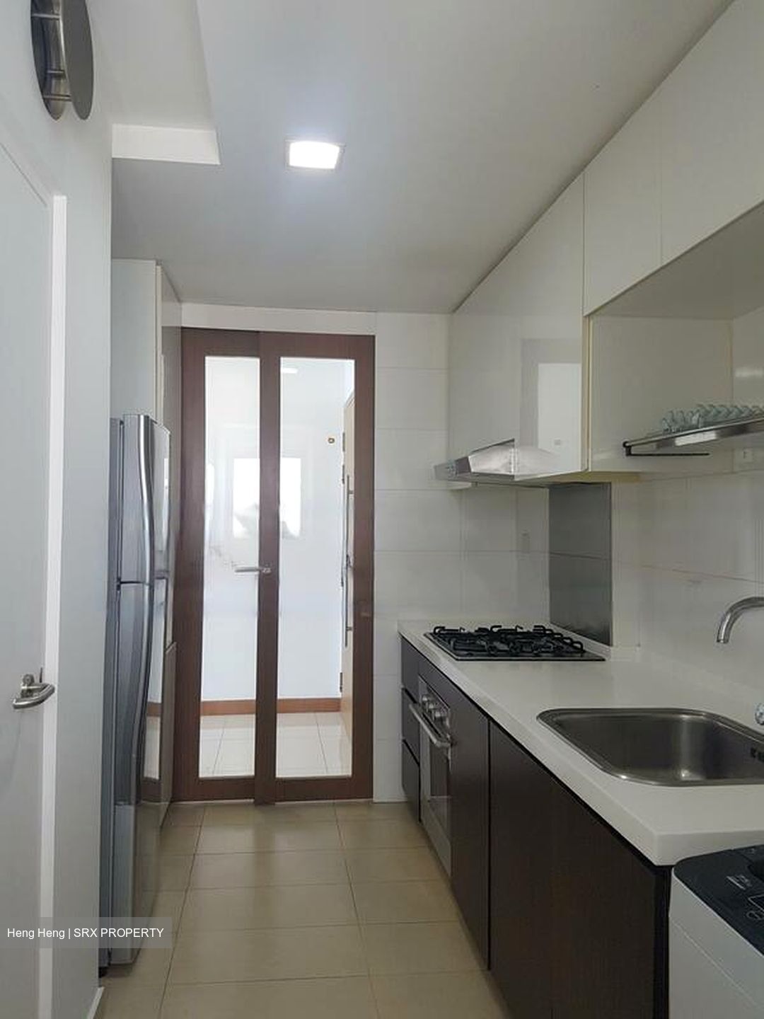 Waterfront Waves (D16), Condominium #486288361
